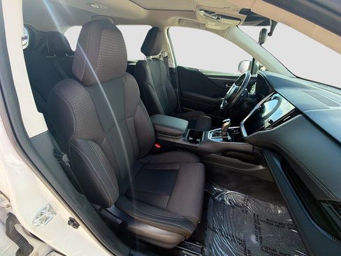 Used 2025 Subaru Outback Premium image 34