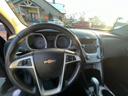 Used 2011 Chevrolet Equinox LT w/ Driver Convenience Package image 12