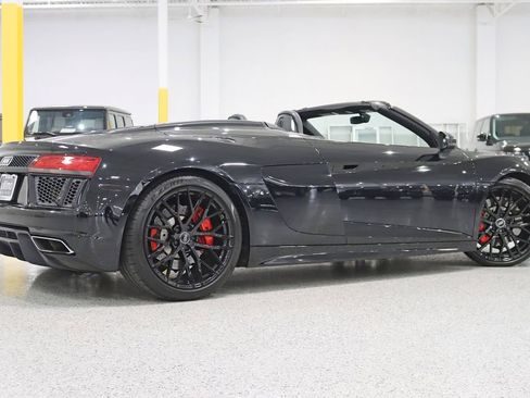 Used 2017 Audi R8 V10 AWD/4WD image 10