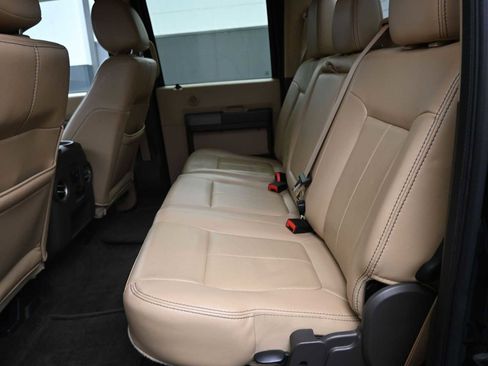 Used 2012 Ford F250 Lariat w/ Chrome Pkg image 11