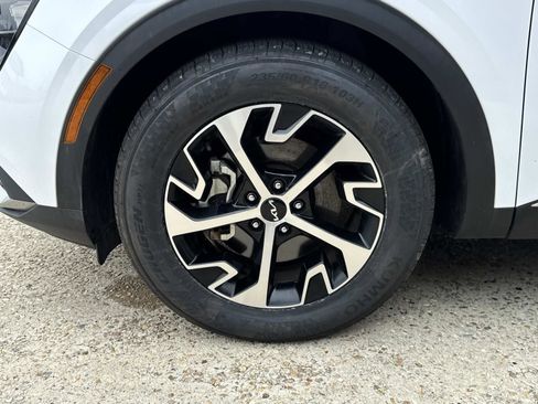Used 2023 Kia Sportage EX FWD image 4