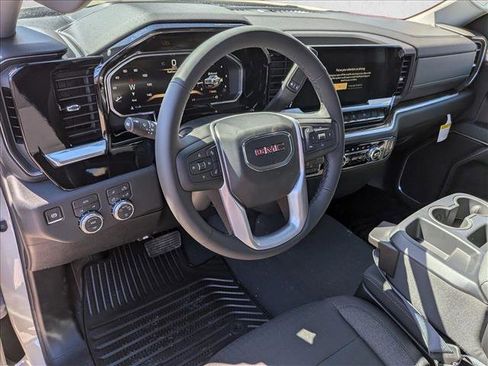 New 2026 GMC Sierra 1500 SLE w/ Preferred Package AWD/4WD image 3