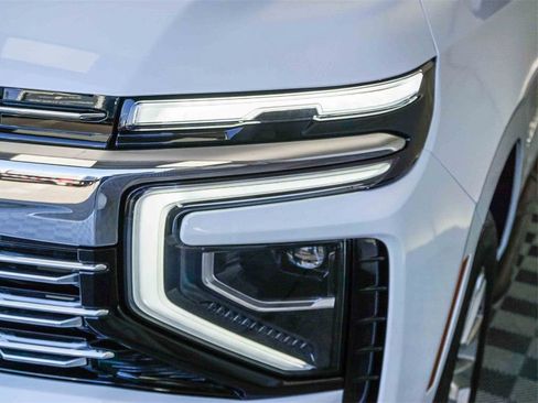 New 2026 Chevrolet Suburban Premier w/ Sun And Tow Package image 5