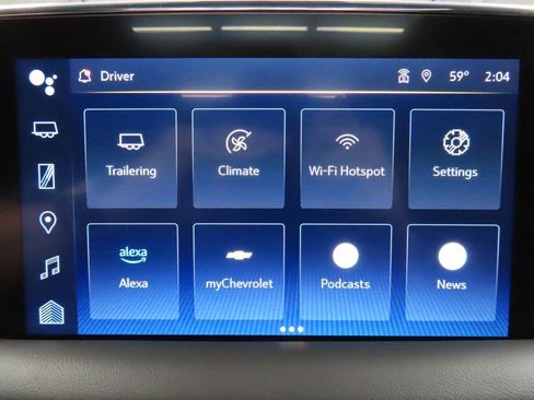 Used 2024 Chevrolet Suburban RST w/ Luxury Package image 25