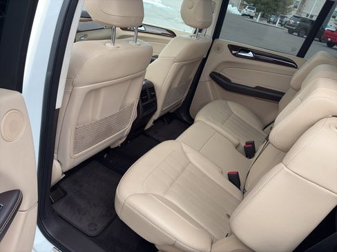 Used 2019 Mercedes-Benz GLS 450 4MATIC image 13