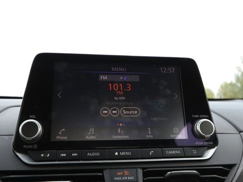 Used 2023 Nissan Altima 2.5 SV image 16