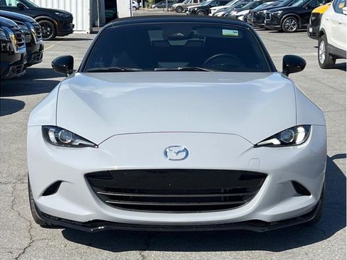Used 2024 MAZDA MX-5 Miata Club image 2