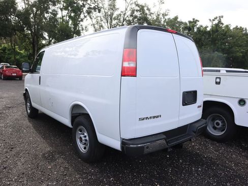 New 2025 GMC Savana 2500 w/ Driver Convenience Package image 4