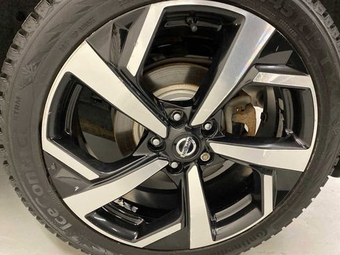 Used 2020 Nissan Rogue Sport SL image 27