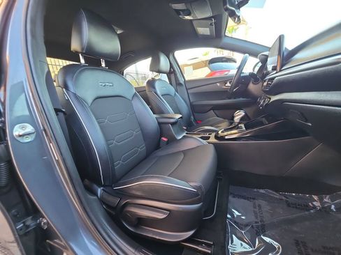 Used 2023 Kia Forte GT-Line w/ GT-Line Technology Package FWD image 29