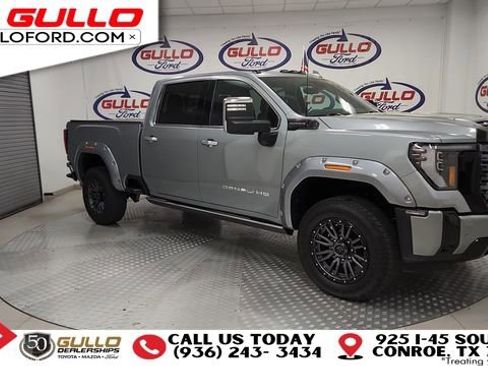 Used 2025 GMC Sierra 2500 Denali Ultimate w/ Max Trailering Package image 2