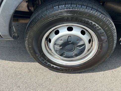 Used 2019 Ford Transit 150 130 Low Roof RWD image 36