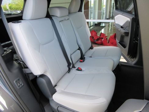 New 2026 Lexus TX 350 AWD image 22