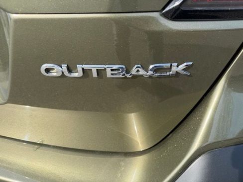Used 2025 Subaru Outback Premium AWD/4WD image 21