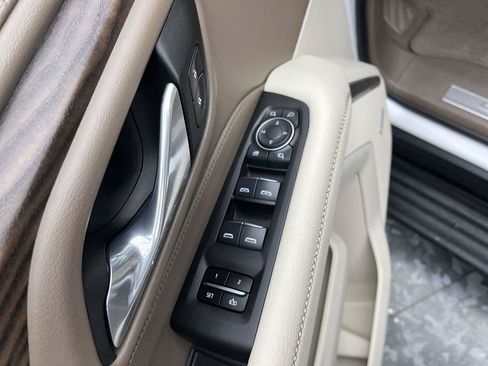 Certified 2024 GMC Yukon Denali AWD/4WD image 10