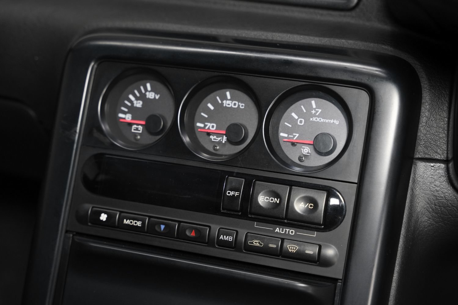 Used 1990 Nissan GT-R image 33