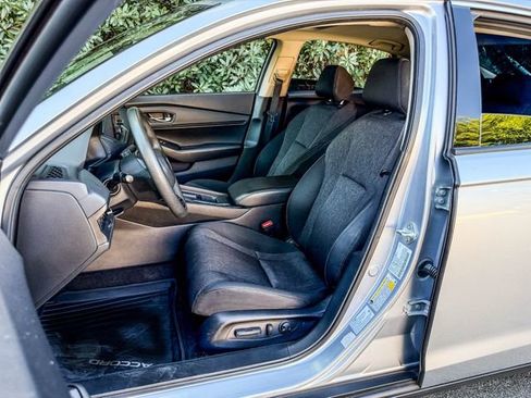 Used 2023 Honda Accord EX image 8
