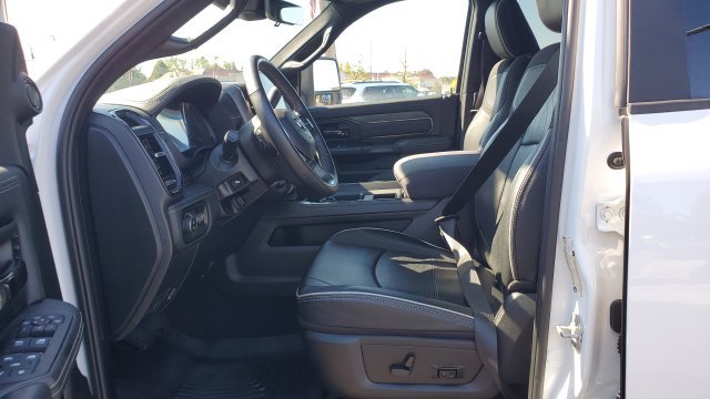 Used 2025 RAM 3500 Limited AWD/4WD image 5