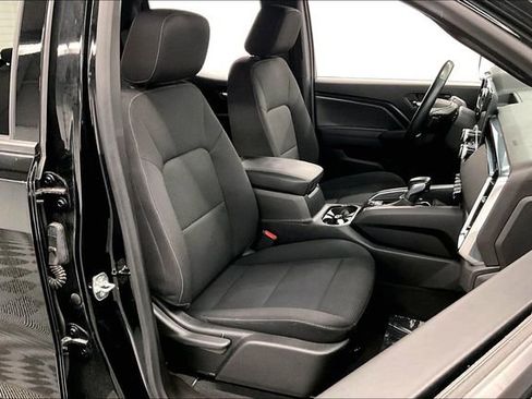 Used 2024 GMC Canyon Elevation w/ Convenience Package AWD/4WD image 8