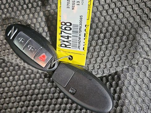 Used 2013 Nissan 370Z Touring w/ Sport Pkg RWD image 29