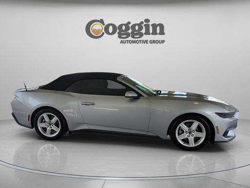 New 2026 Ford Mustang Convertible image 6