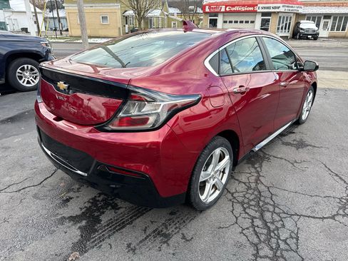 Used 2018 Chevrolet Volt LT image 5