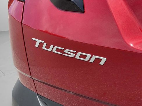 New 2026 Hyundai Tucson Limited FWD image 17