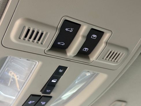 Used 2015 Cadillac SRX Performance w/ Driver Awareness Package image 36