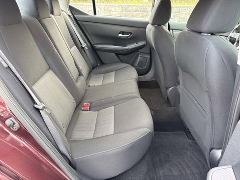 Used 2022 Nissan Sentra SV image 25