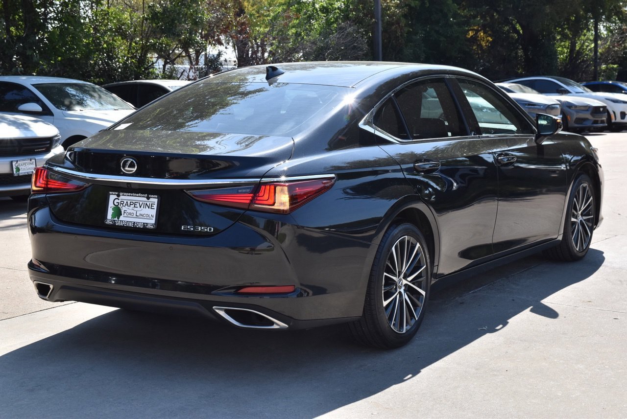 Used 2025 Lexus ES 350 w/ Premium Package FWD image 8