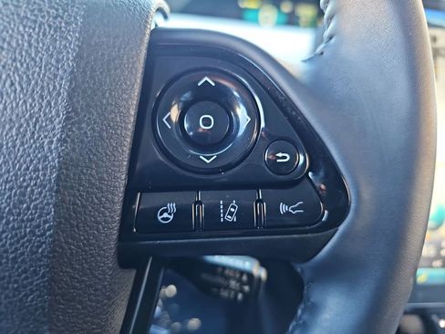 Certified 2022 Toyota Prius Limited w/ Premium Convenience Package image 12