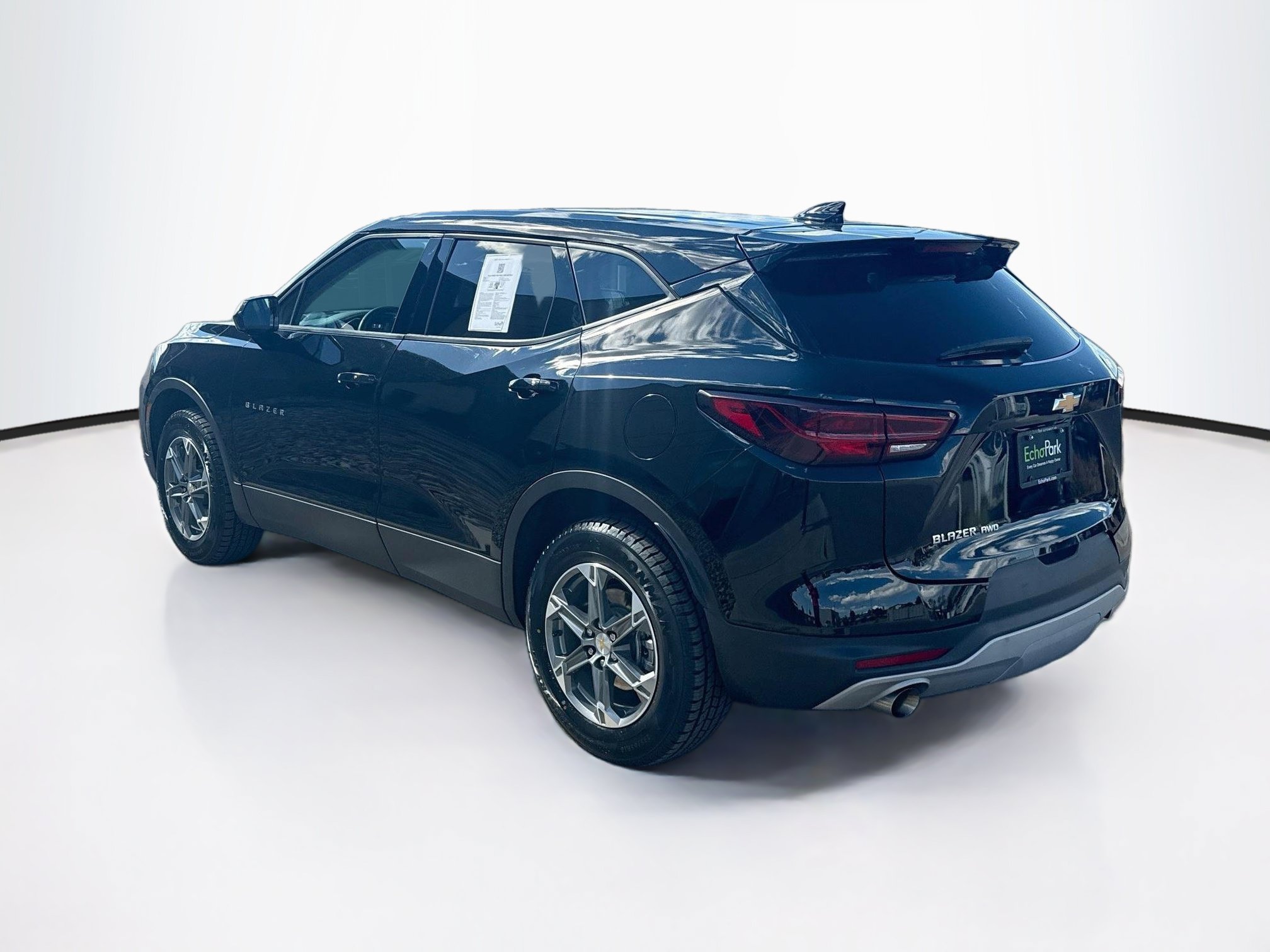 Used 2025 Chevrolet Blazer LT AWD/4WD image 5