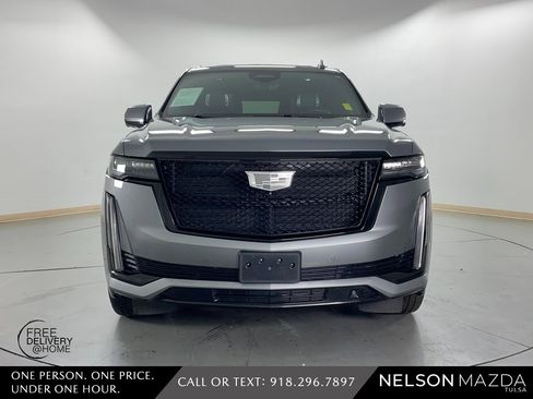 Used 2021 Cadillac Escalade Sport Platinum image 2