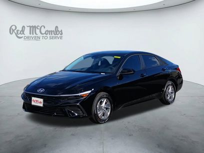 New 2026 Hyundai Elantra SE