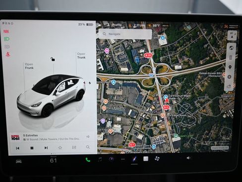 Used 2022 Tesla Model Y Performance AWD/4WD image 10