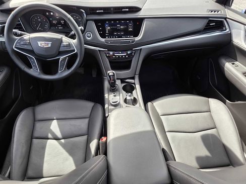 New 2025 Cadillac XT5 Premium Luxury w/ Technology Package AWD/4WD image 18