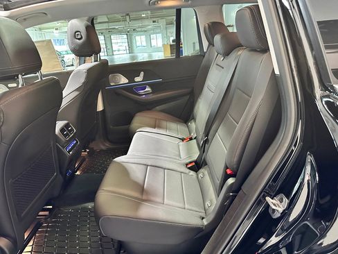 New 2026 Mercedes-Benz GLS 450 4MATIC image 14