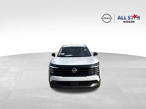 New 2026 Nissan Kicks SV FWD image 1