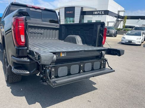 Used 2024 GMC Sierra 1500 AT4 w/ Technology Package image 32