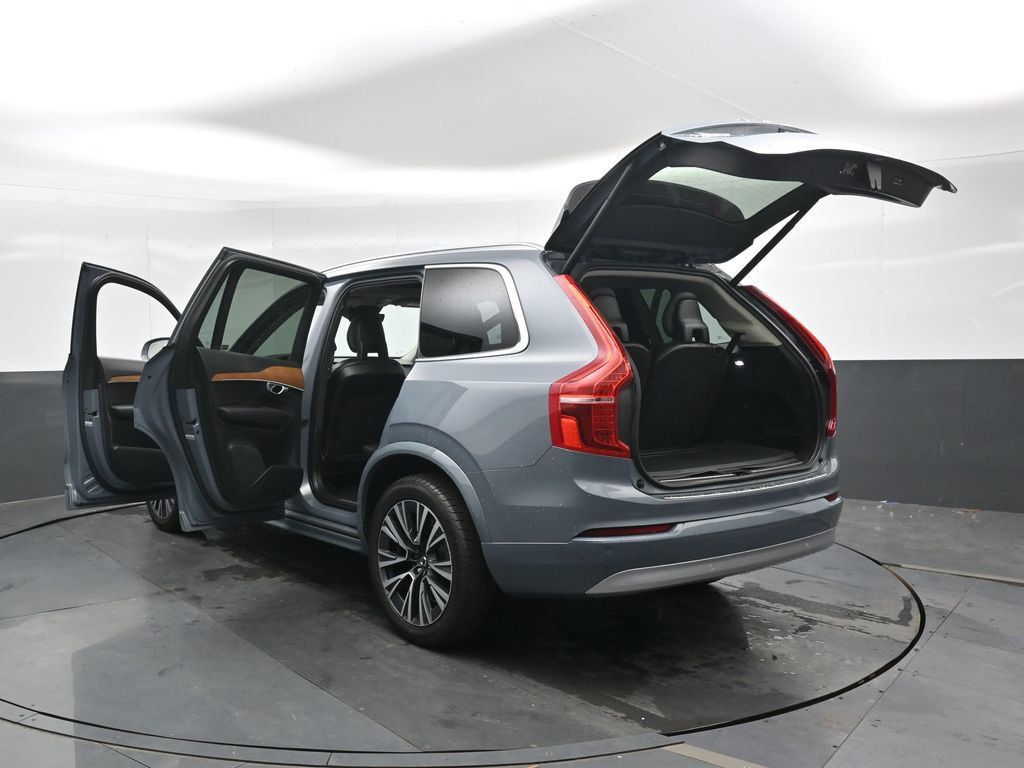 Used 2022 Volvo XC90 T6 Momentum w/ Climate Package AWD/4WD image 48