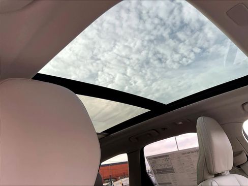 New 2026 Volvo XC60 B5 Ultra w/ Protection Package Premier image 29