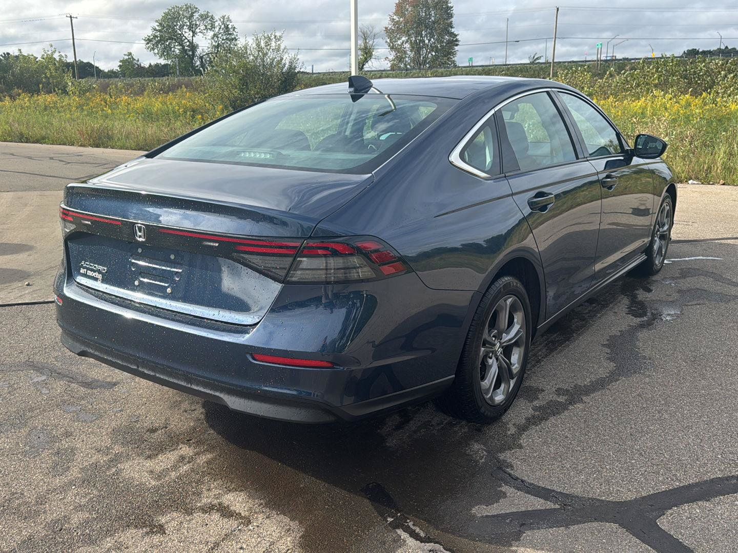 Used 2024 Honda Accord EX image 5