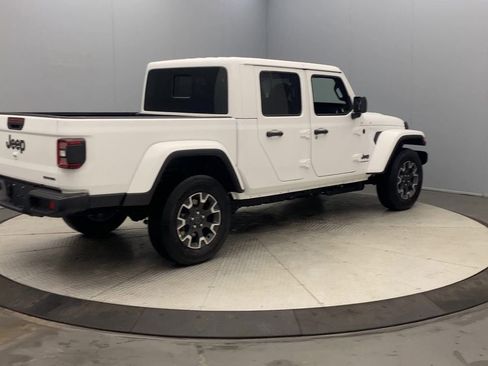 New 2026 Jeep Gladiator Sport image 5