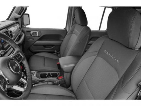 Used 2018 Jeep Wrangler Unlimited Sahara AWD/4WD image 14