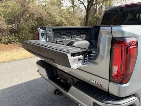 New 2026 GMC Sierra 1500 AT4 w/ AT4 Premium Package AWD/4WD image 10