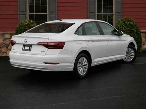 Used 2019 Volkswagen Jetta S FWD image 4