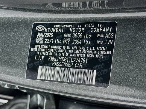 New 2026 Hyundai Elantra Limited FWD image 23