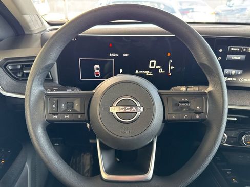 New 2025 Nissan Kicks SV w/ SV Premium Package AWD/4WD image 18