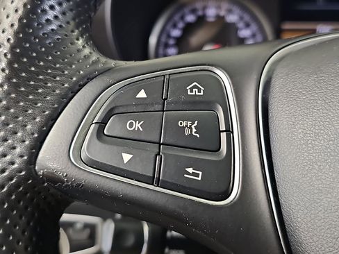 Used 2016 Mercedes-Benz GLC 300 4MATIC image 20
