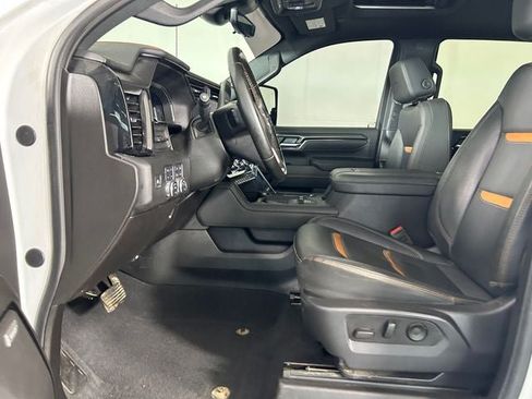 Used 2025 GMC Sierra 2500 AT4 w/ AT4 Premium Plus Package AWD/4WD image 12